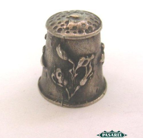 Pasarel - Vintage Continental Sterling Silver Thimble.