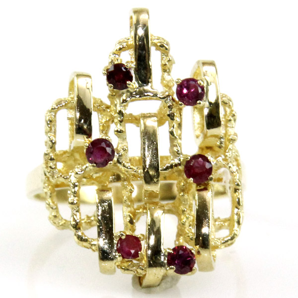 Pasarel - Vintage 18k Yellow Gold Ruby Ring.